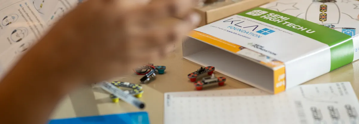 High Tech U KLA Foundation CircuitScribe Kit